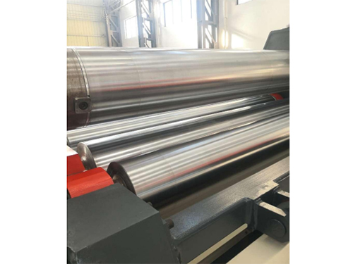 Roladora de placas de 4 rodillos